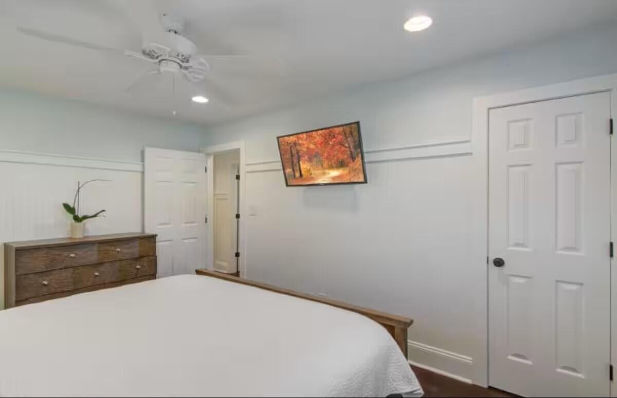 416 Carolina Blvd - Photo 7 of 13
