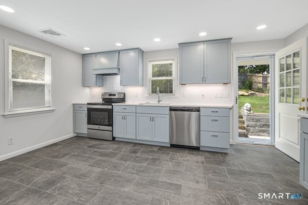 3 Wild Rose Rd - Photo 4 of 19