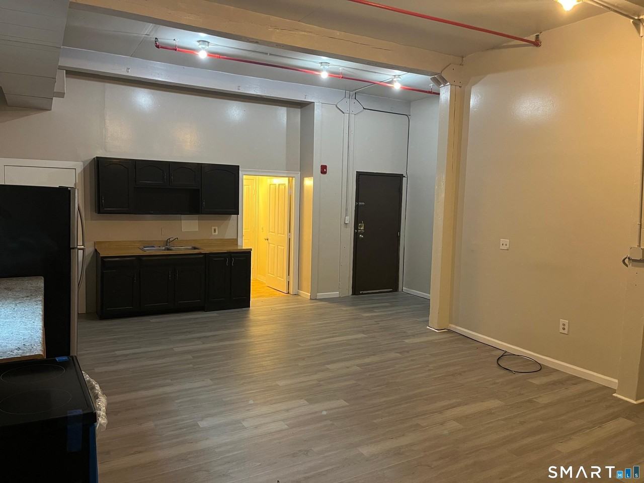 464 Pratt Street Ext #105N - Photo 6 of 15