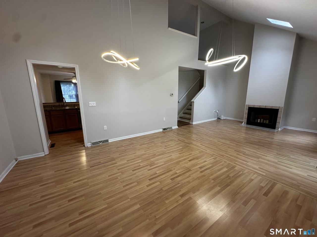 12 Canterbury Rd #12 - Photo 5 of 29