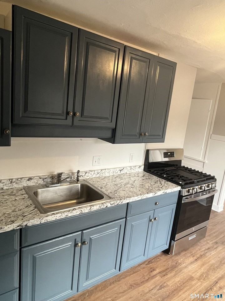 91 South St #3rdFL - Photo 3 of 17
