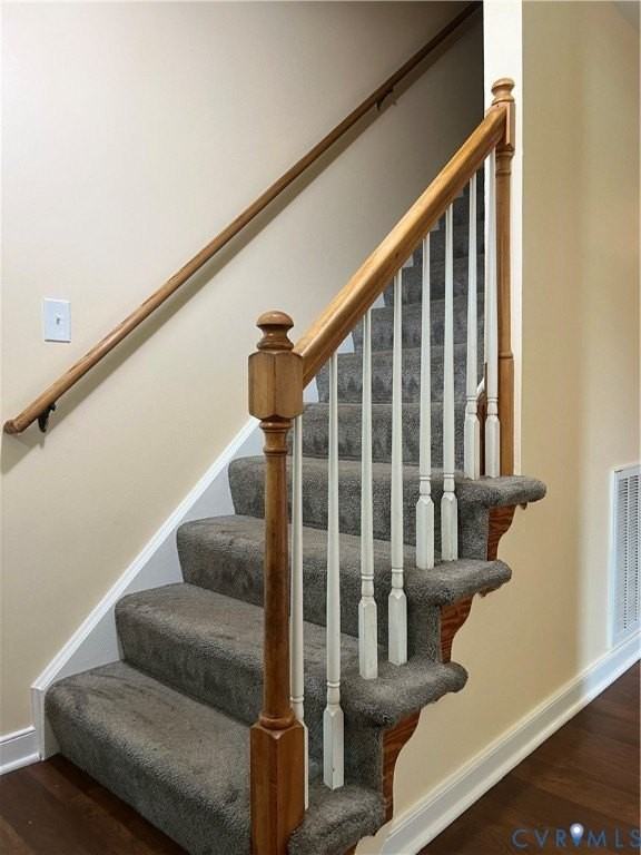 21106 Deodora Dr - Photo 3 of 33