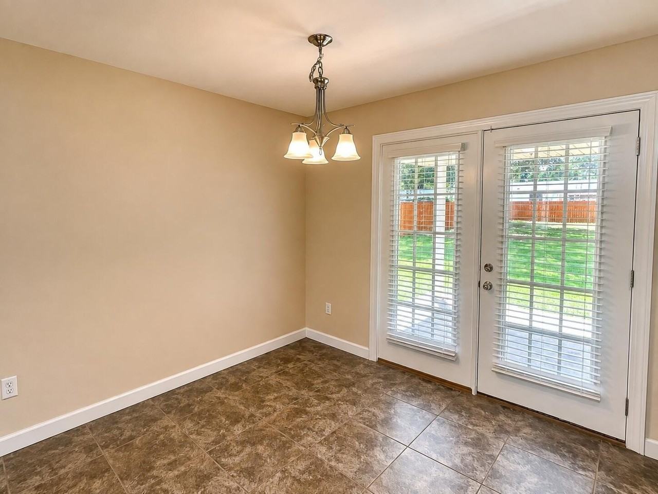 1476 Cat Mar Rd - Photo 5 of 16