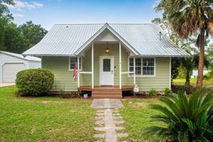 featured image of 4 Engelbrecht Rd