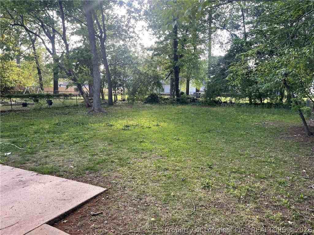 1322 Worstead Dr - Photo 3 of 13