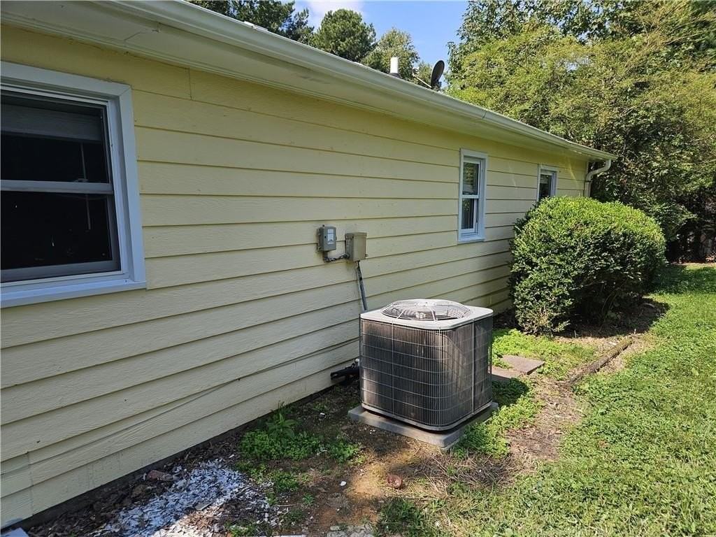 219 Heritage Way - Photo 5 of 14
