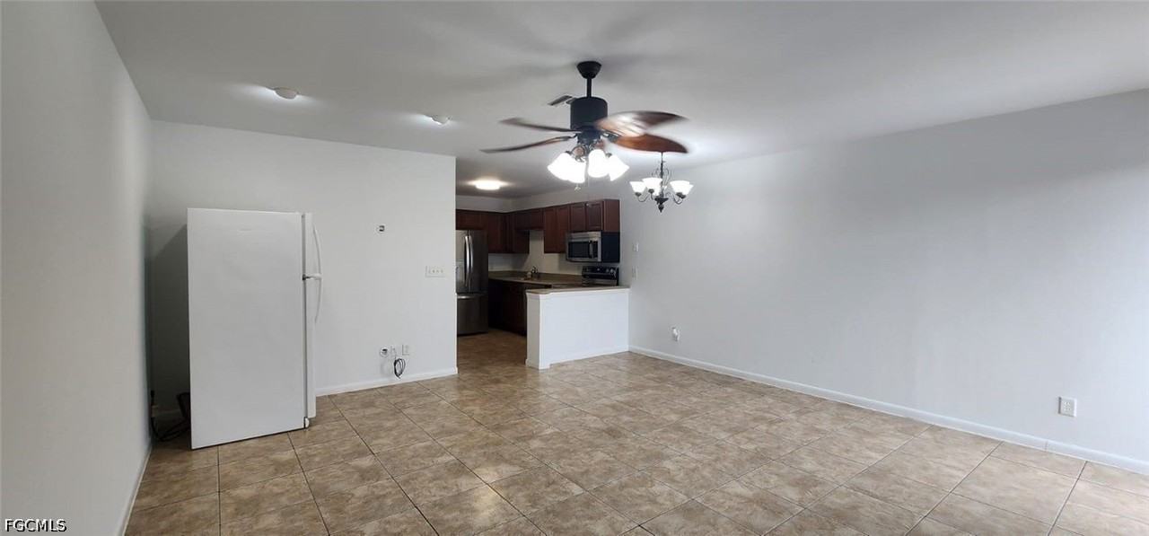 3417 Sw Santa Barbara Pl #108 - Photo 2 of 15
