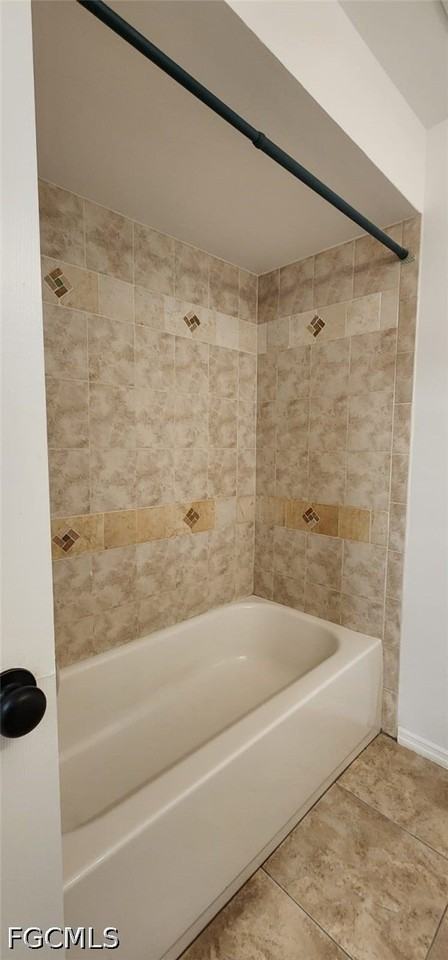 3417 Sw Santa Barbara Pl #108 - Photo 5 of 15