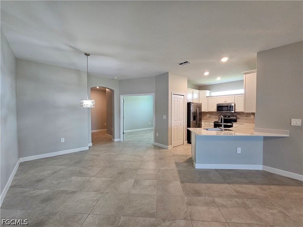 20501 Hazelnut Ct S - Photo 3 of 30