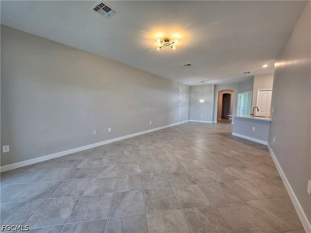 20501 Hazelnut Ct S - Photo 4 of 30