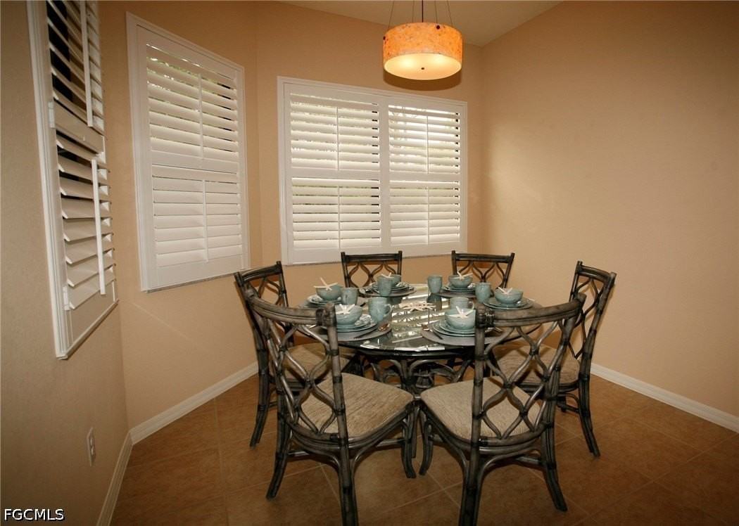11070 Esteban Dr - Photo 5 of 29