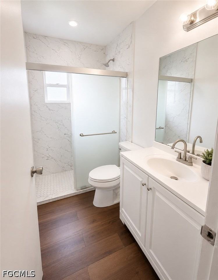 138 Gordon Ave S - Photo 4 of 4