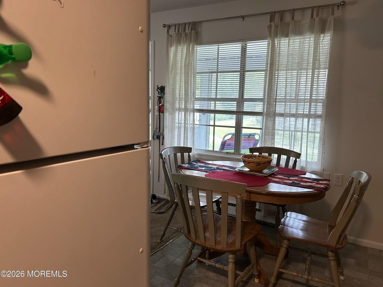 1211D Shetland Dr - Photo 4 of 10