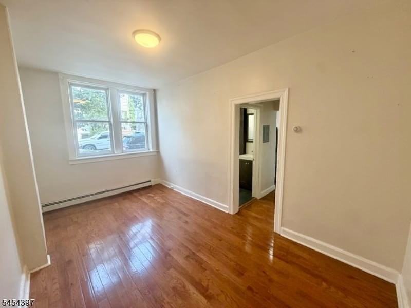 99 1A Pine St - Photo 3 of 10