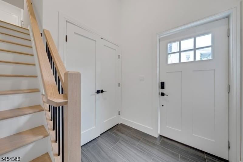 20 Lexington Ave - Photo 3 of 21