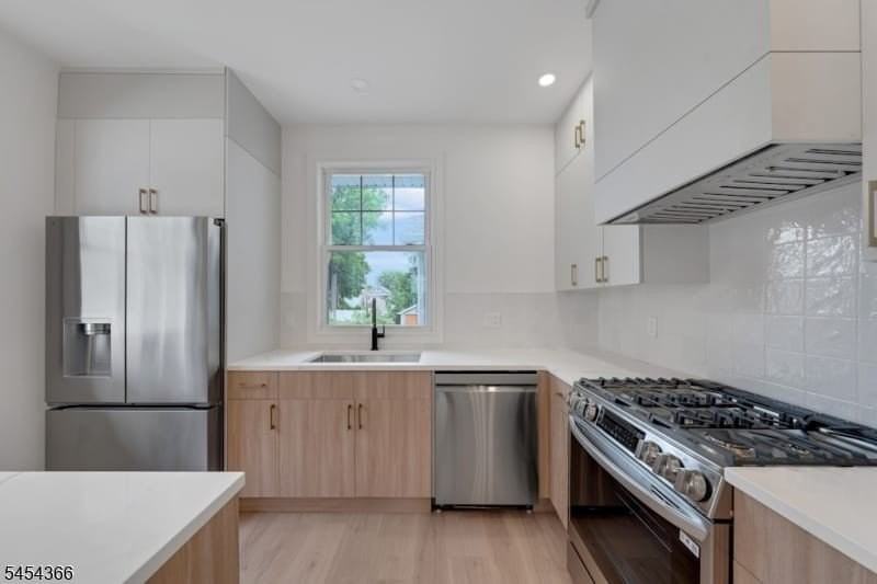 20 Lexington Ave - Photo 7 of 21