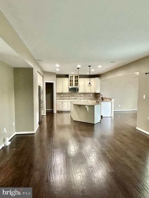 210 Parker Dr - Photo 4 of 31