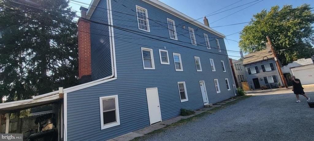 7 W Church St - Photo 3 of 19