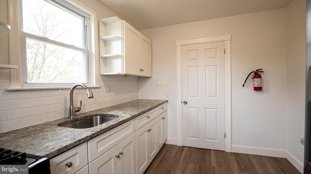 241 Victoria St - Photo 5 of 19