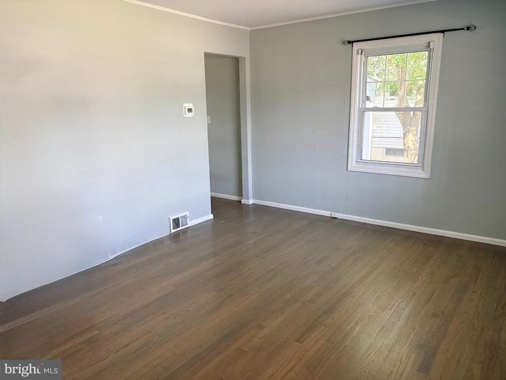 24 Forman Dr - Photo 2 of 28