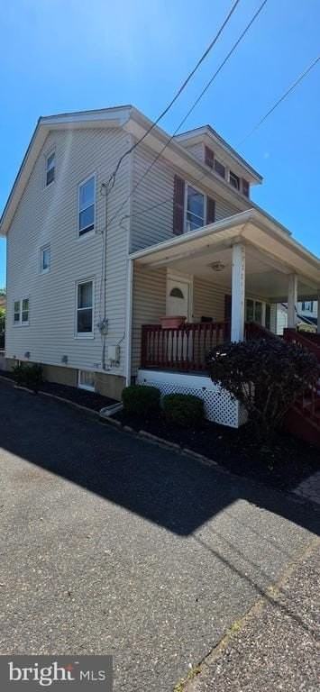 246 Franklin St - Photo 3 of 30