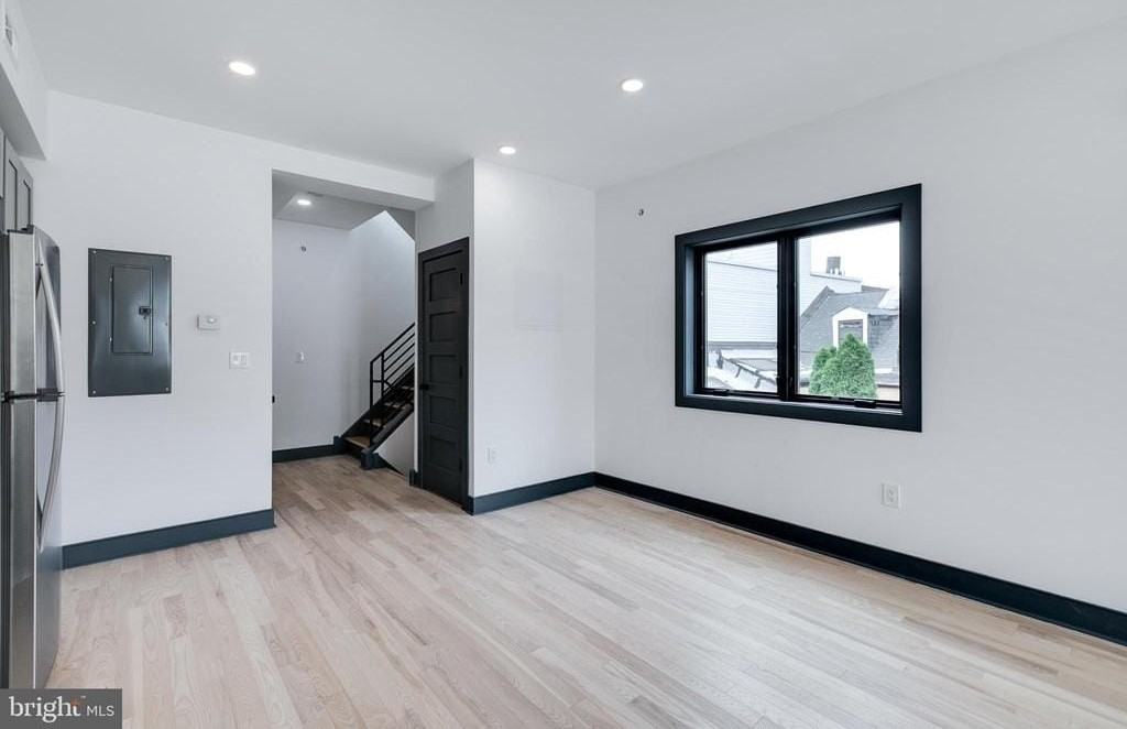 555 N Lawrence St - Photo 7 of 21