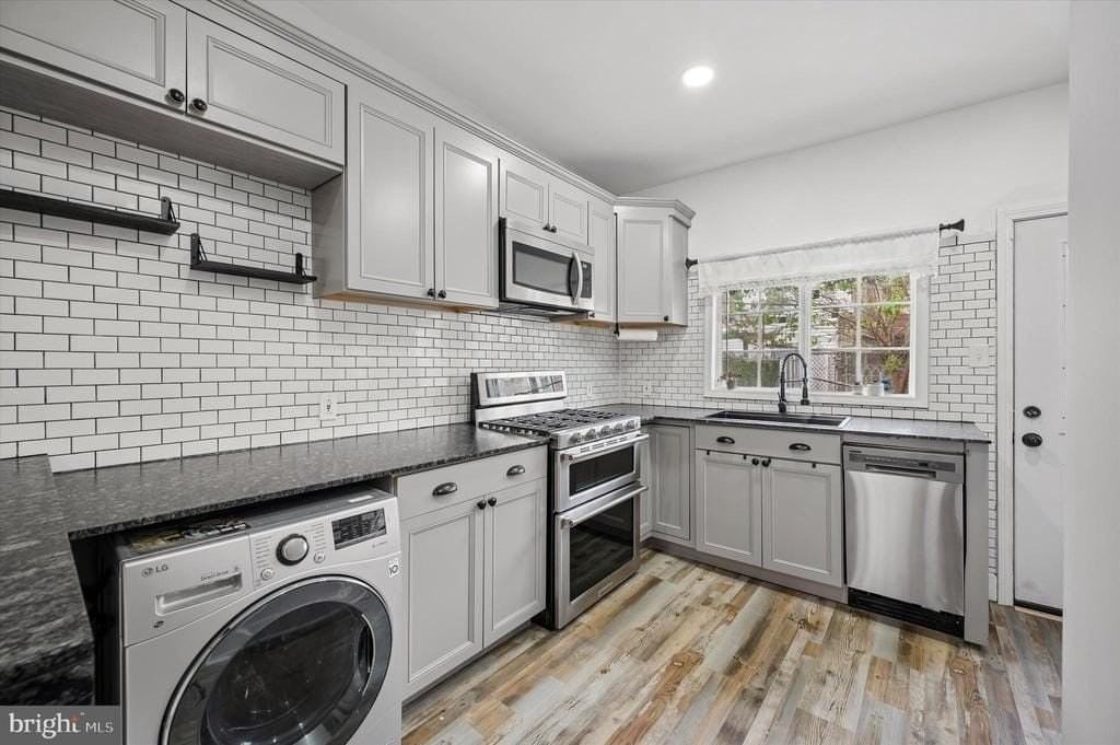 1812 E Albert St - Photo 7 of 15