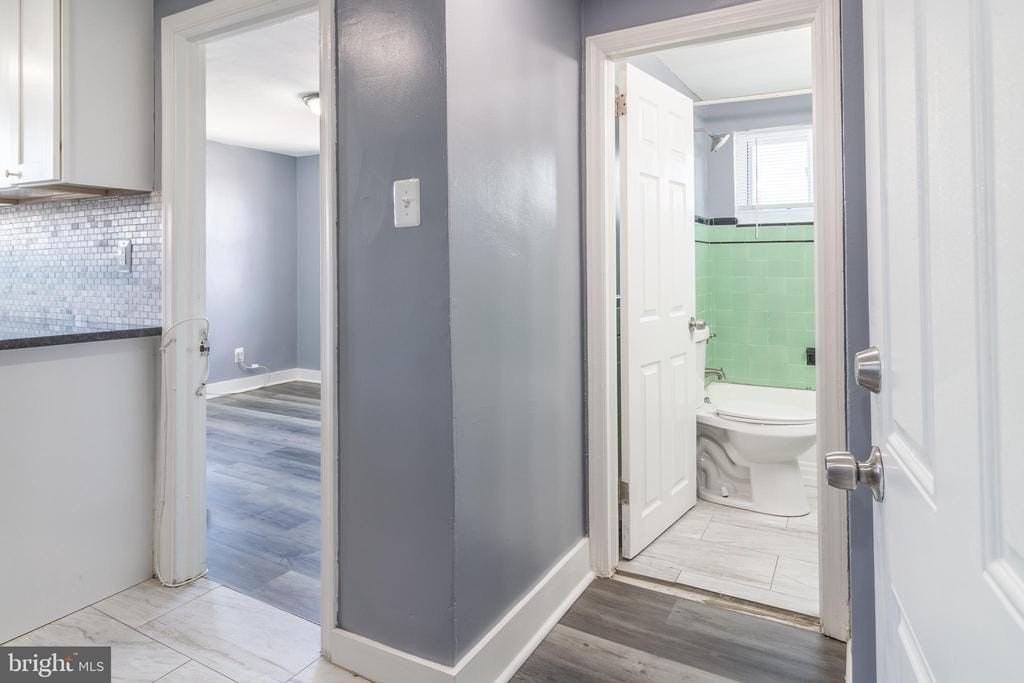 600 E Carver St - Photo 5 of 12
