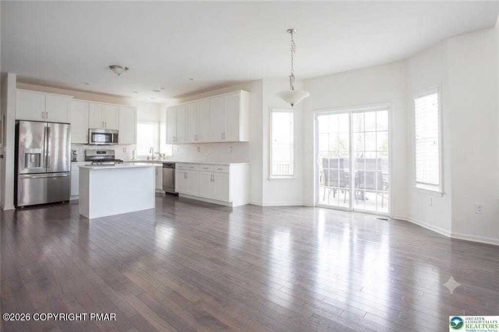 2160 Eagles Landing Dr - Photo 5 of 21