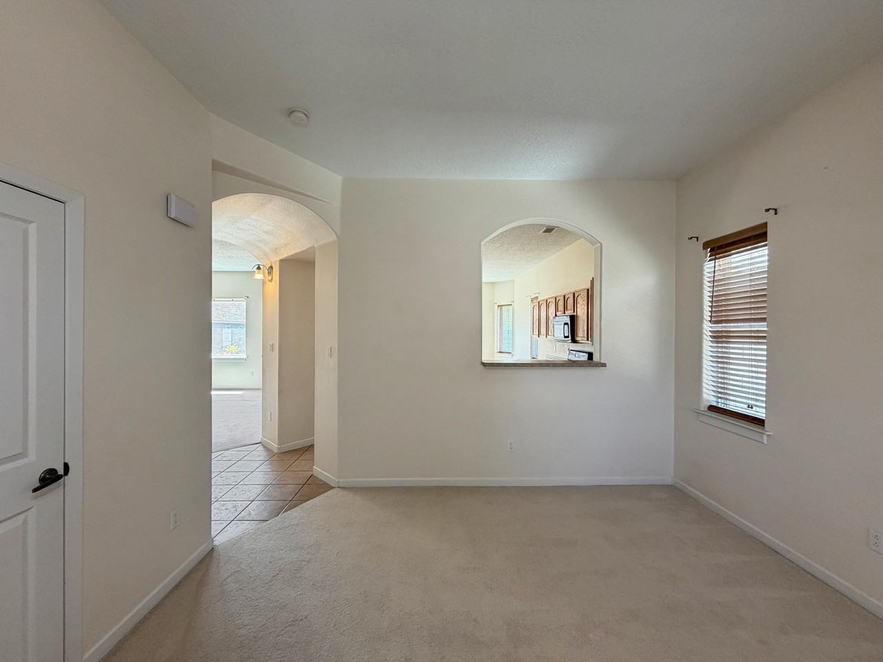 6216 Calle Vizcaya Nw - Photo 2 of 50