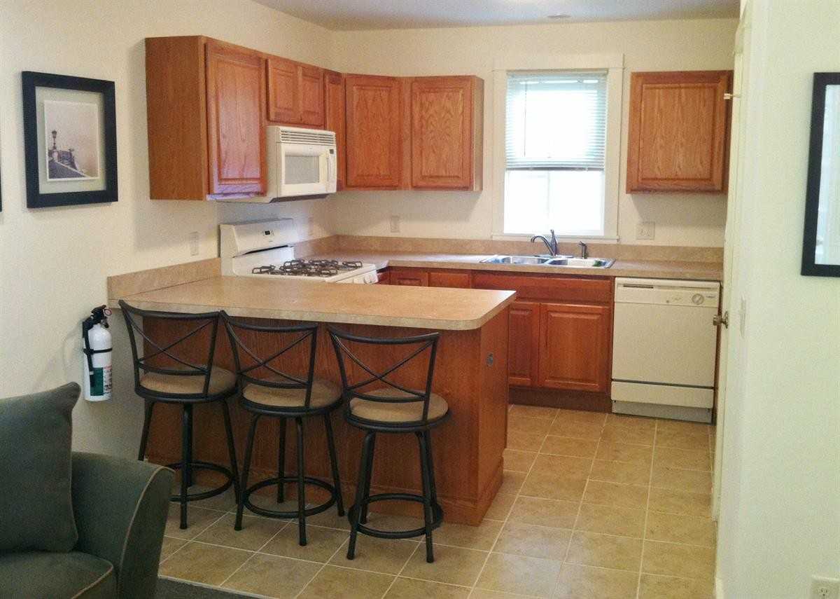 208 Williams St #1 - Photo 4 of 10