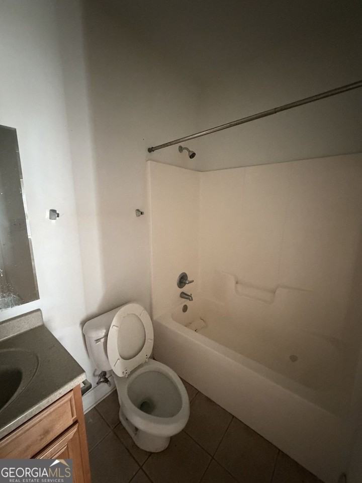 107 E Paces Dr - Photo 5 of 9