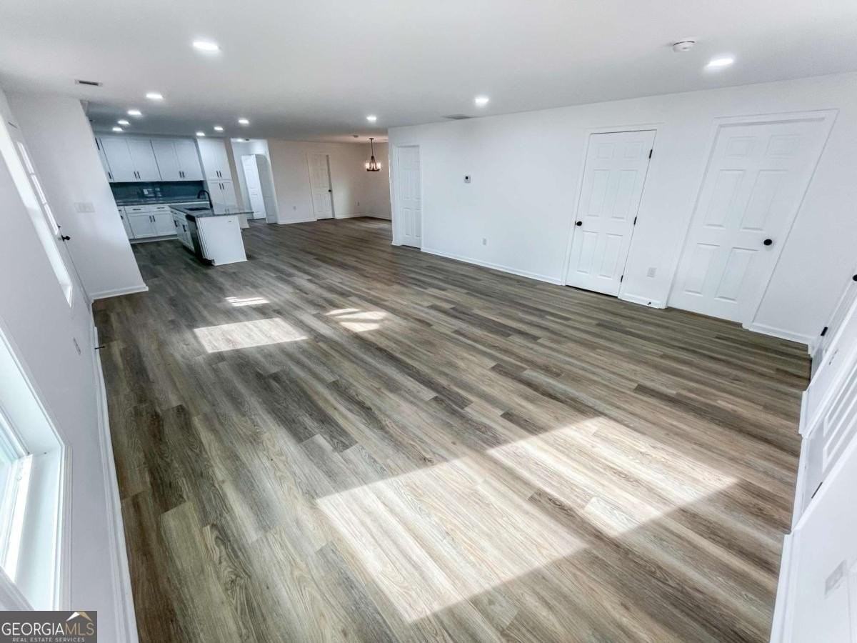 167 Racine St Sw - Photo 3 of 27