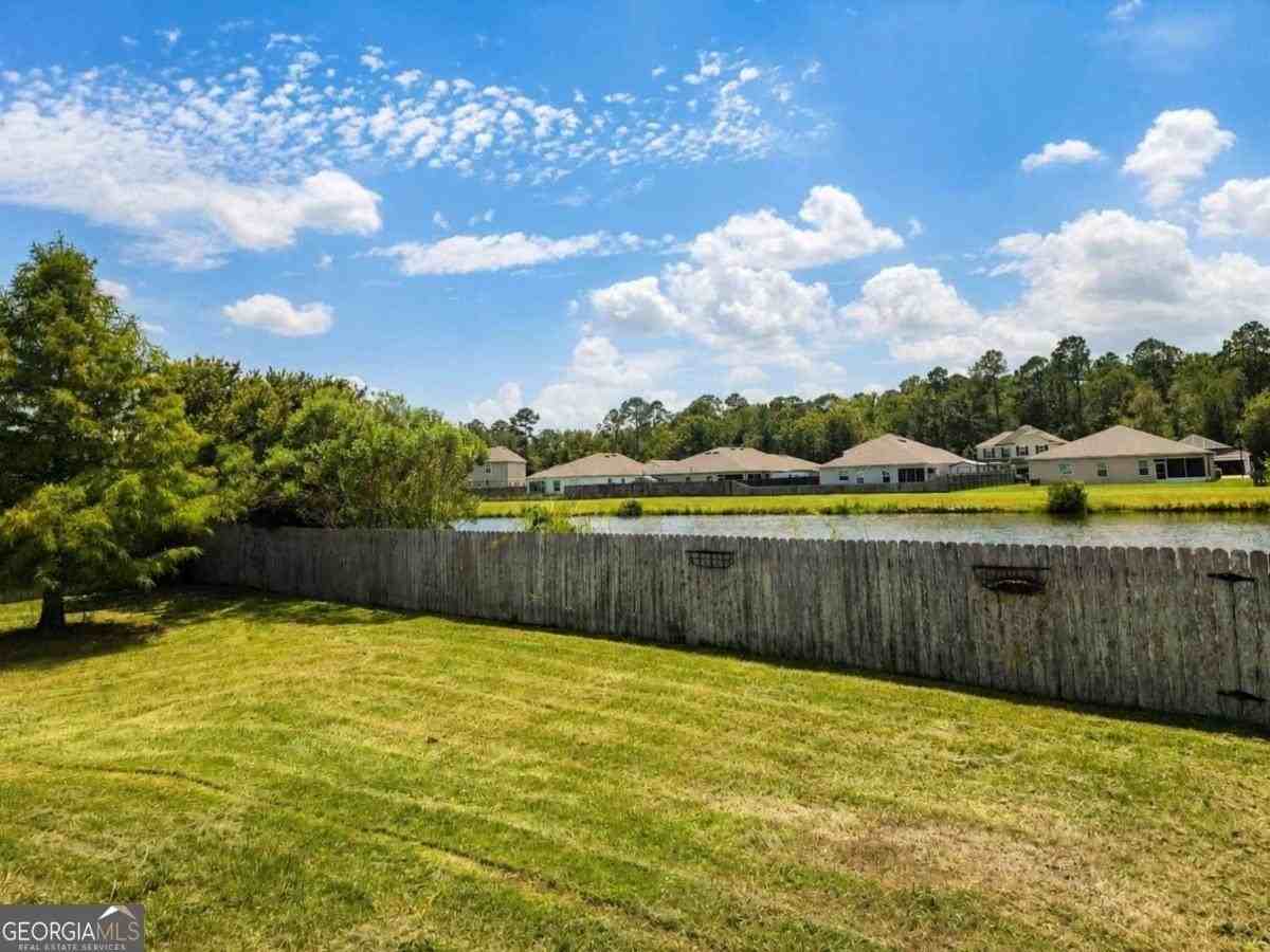 403 Soncel Dr - Photo 3 of 5