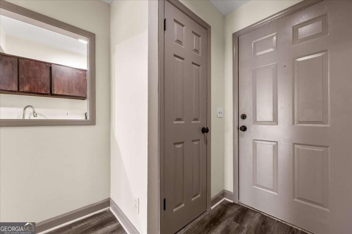 210 Appleby Dr - Photo 3 of 27