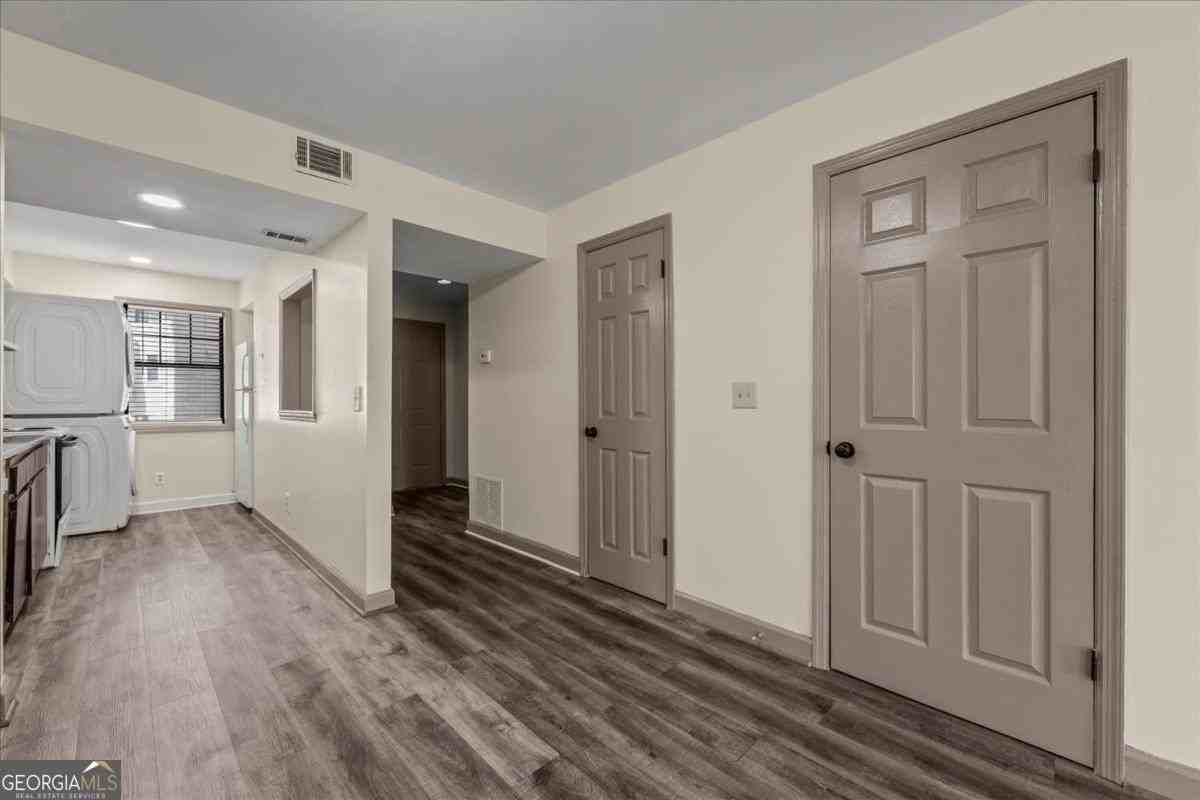 210 Appleby Dr - Photo 5 of 27