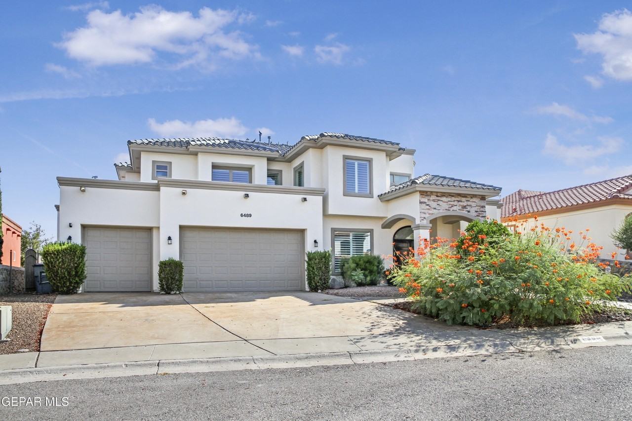 6489 Calle Placido Dr - Photo 3 of 50