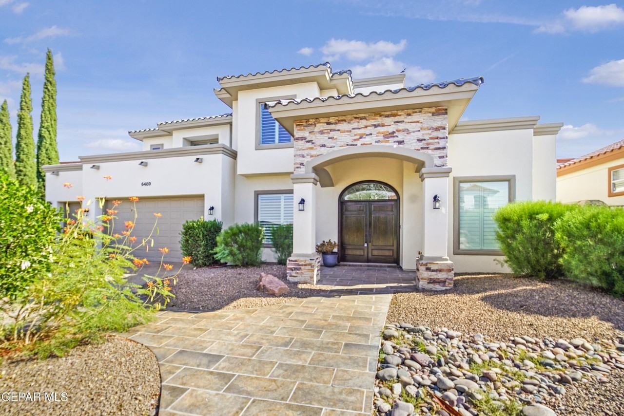 6489 Calle Placido Dr - Photo 4 of 50