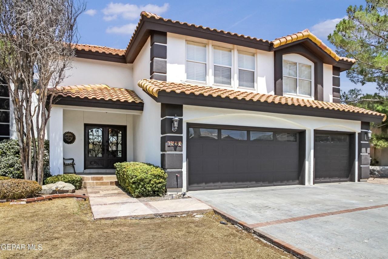 6529 Jim De Groat Dr - Photo 4 of 47