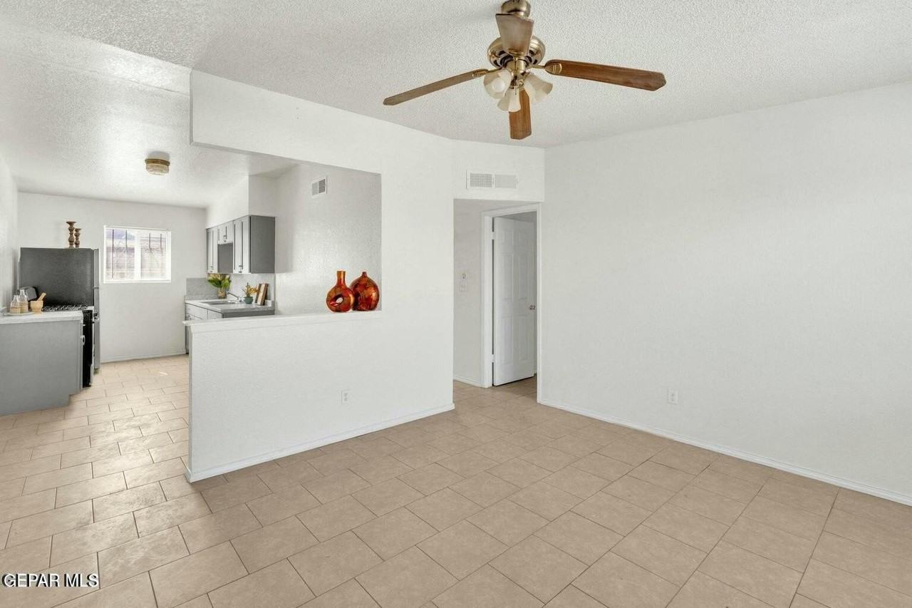 2812 Van Buren Ave #A - Photo 6 of 20