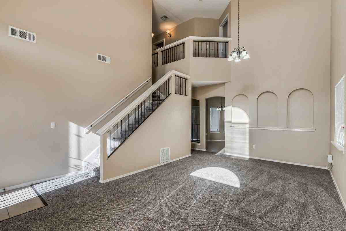 3172 Hidden Valley Dr - Photo 3 of 24