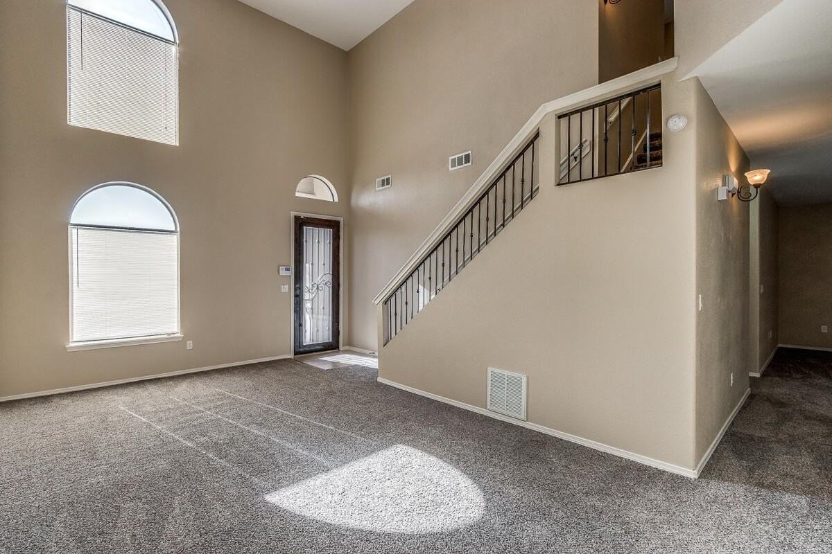 3172 Hidden Valley Dr - Photo 4 of 24