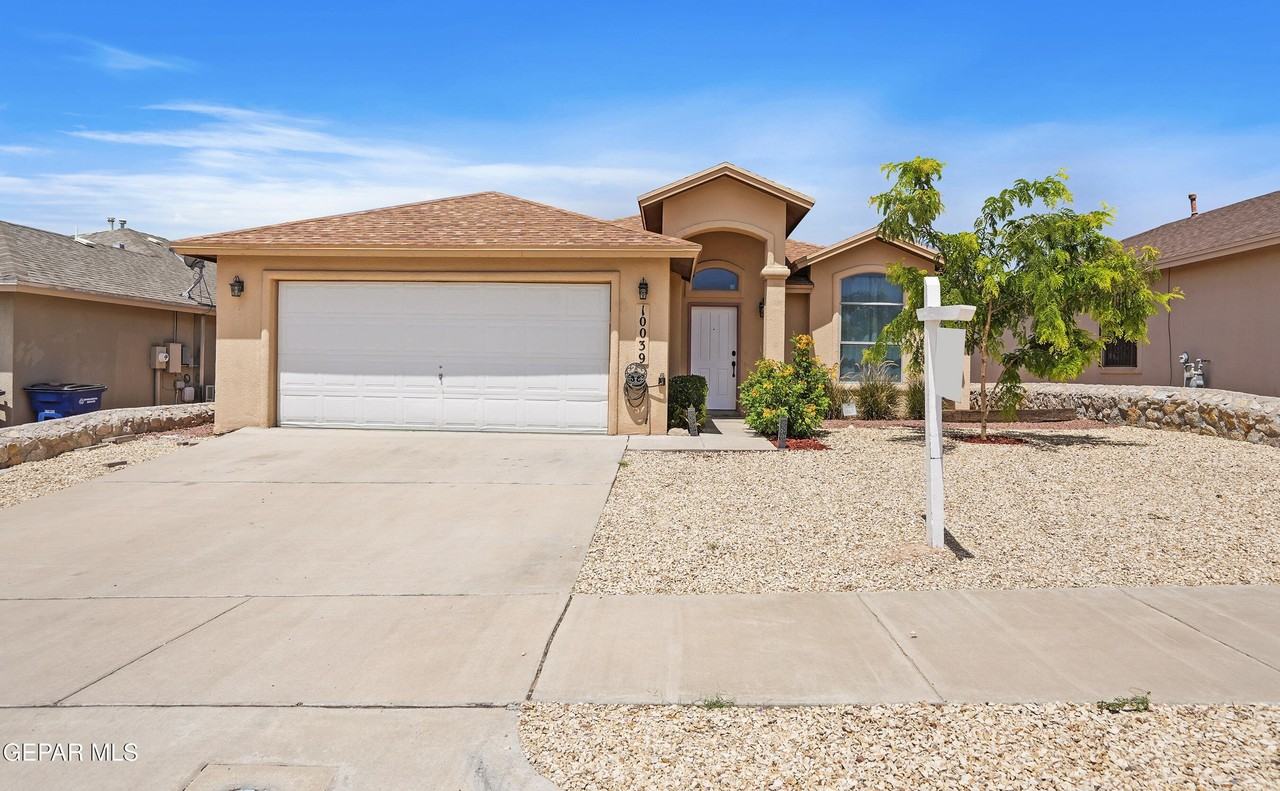 10039 Paloma Dr - Photo 3 of 30