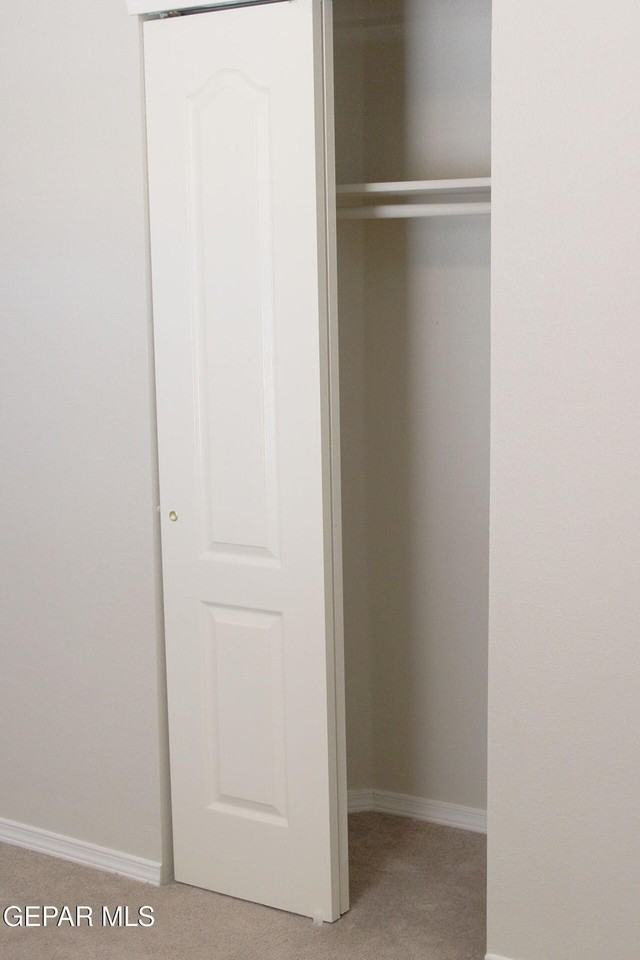5040 Gold Ranch Ave - Photo 5 of 17