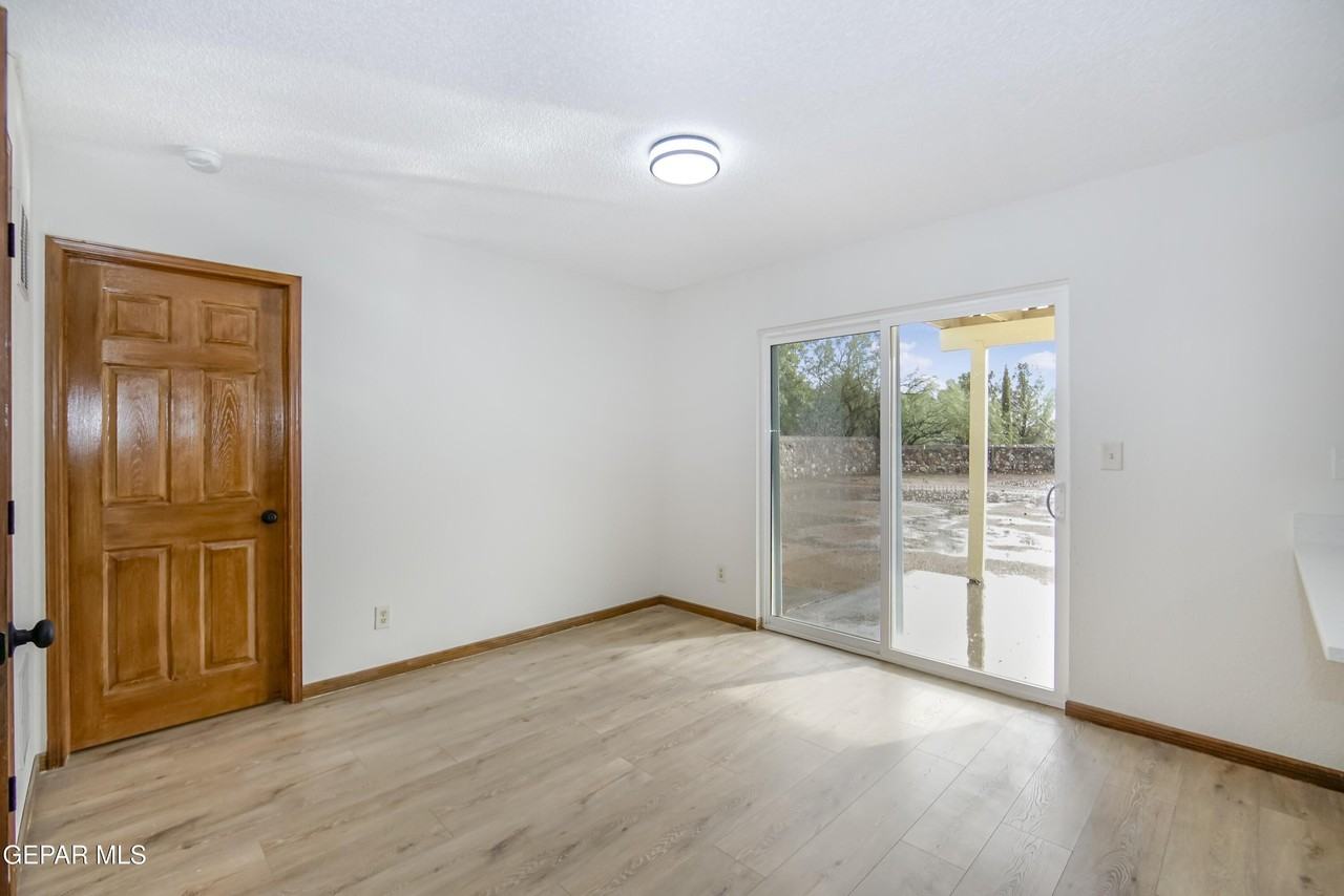 929 Totonaca Ln - Photo 7 of 29