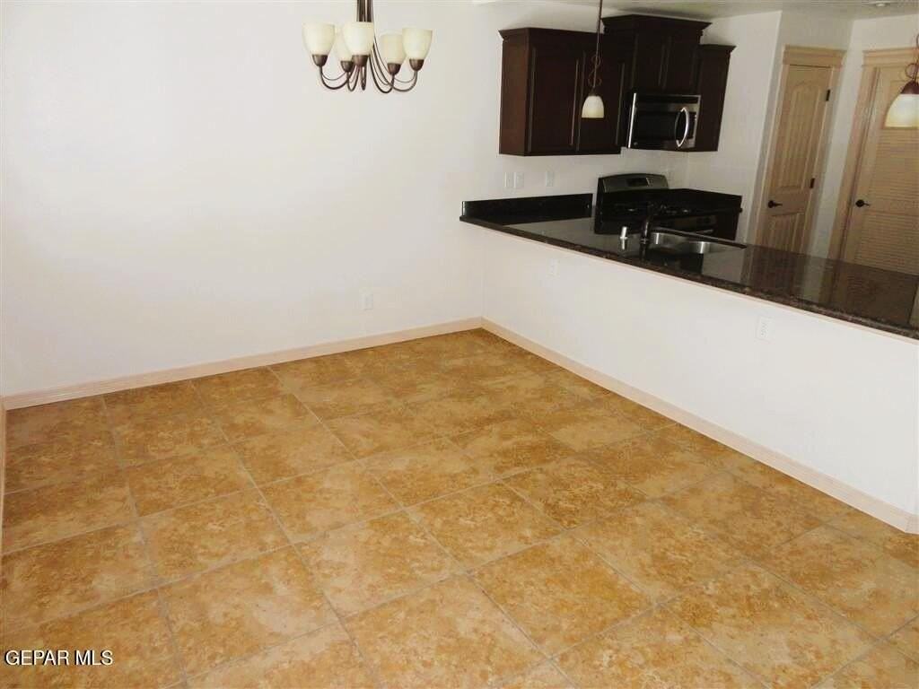 2809 Tag Rock Pl - Photo 7 of 25