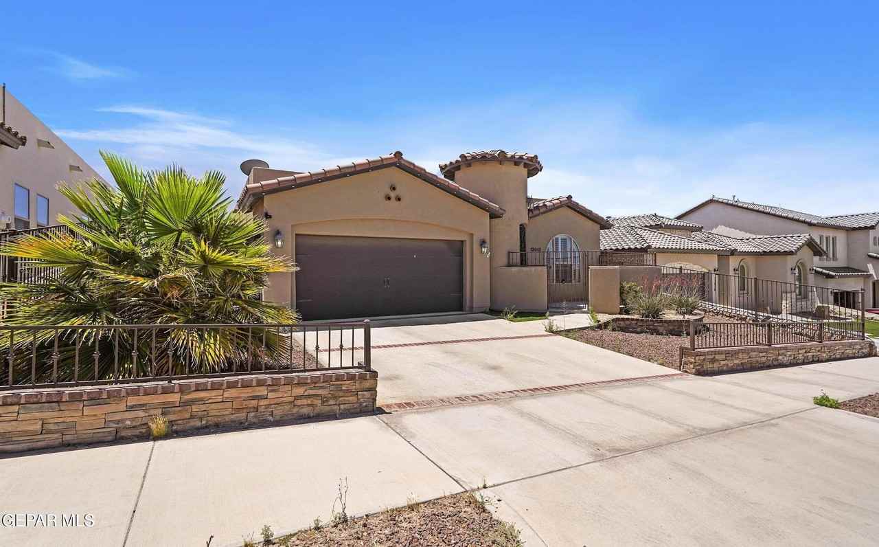 13440 Emerald Ranch Ln - Photo 2 of 30