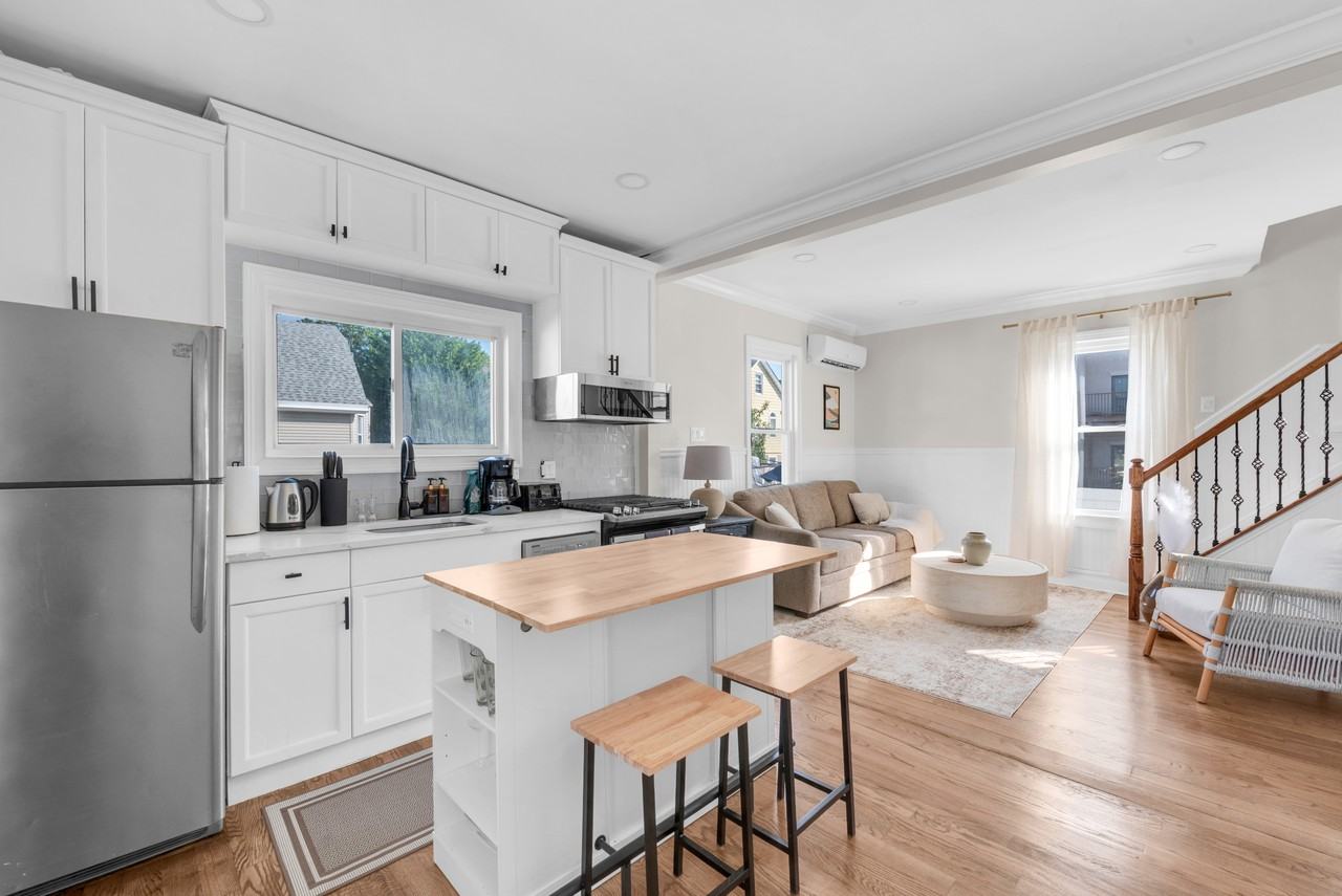 17 Hackett Pl #2 - Photo 7 of 21