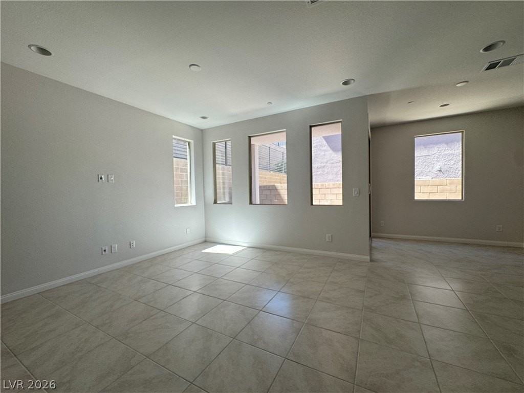 1823 Passerine St - Photo 7 of 40