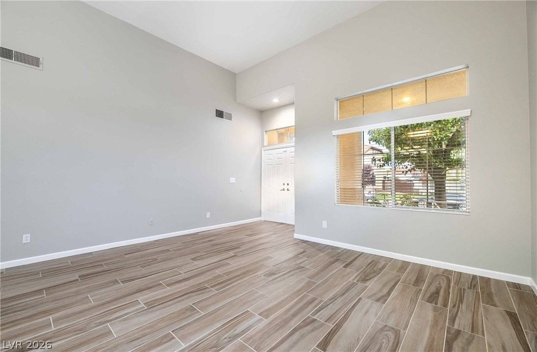 2545 New Morning Ave - Photo 3 of 36